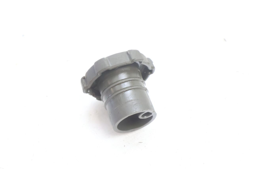 photo de OIL TANK CAP GILERA RUNNER SP 50 (2002 - 2004) - Zoom on usage condition