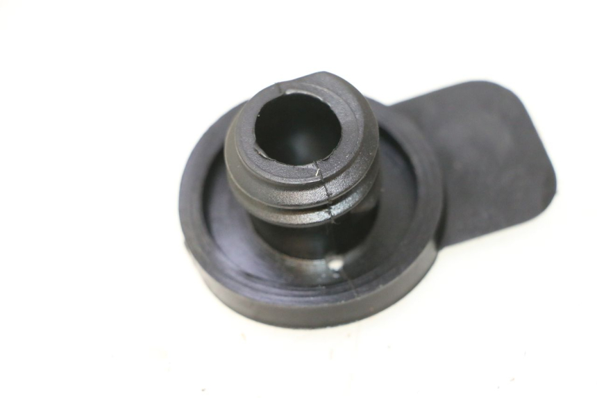 photo de OIL TANK CAP RIDE SLASH 2T 50 (2012 - 2014) - Component detail