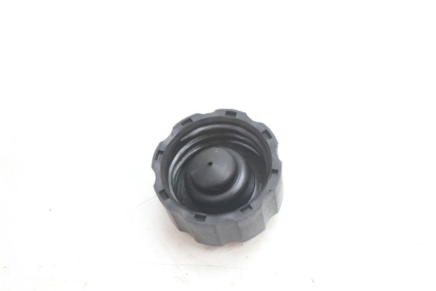photo de OIL TANK CAP PEUGEOT TREKKER 50 (1995 - 2004) - Zoom on usage condition