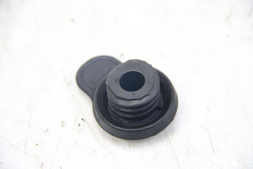 photo de OIL TANK CAP YAMAHA XMAX X-MAX 125 (2006 - 2009) - Component detail