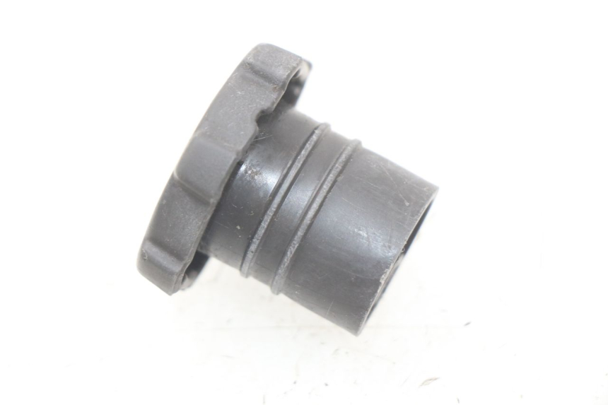 photo de OIL TANK CAP PIAGGIO ZIP 2T 50 (2009 - 2019) - Zoom on usage condition
