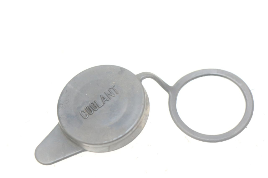 photo de EXPANSION TANK CAP HONDA CBR RR FIREBLADE 900 (1992 - 1994) - Main view