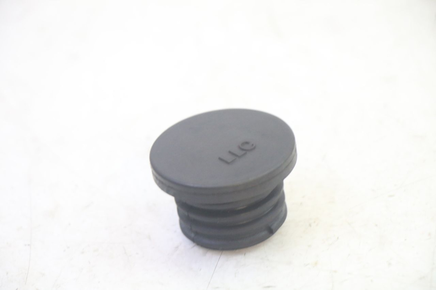 photo de EXPANSION BOTTLE CAP SUZUKI DL V STROM 1000 (2002 - 2007) - Main view