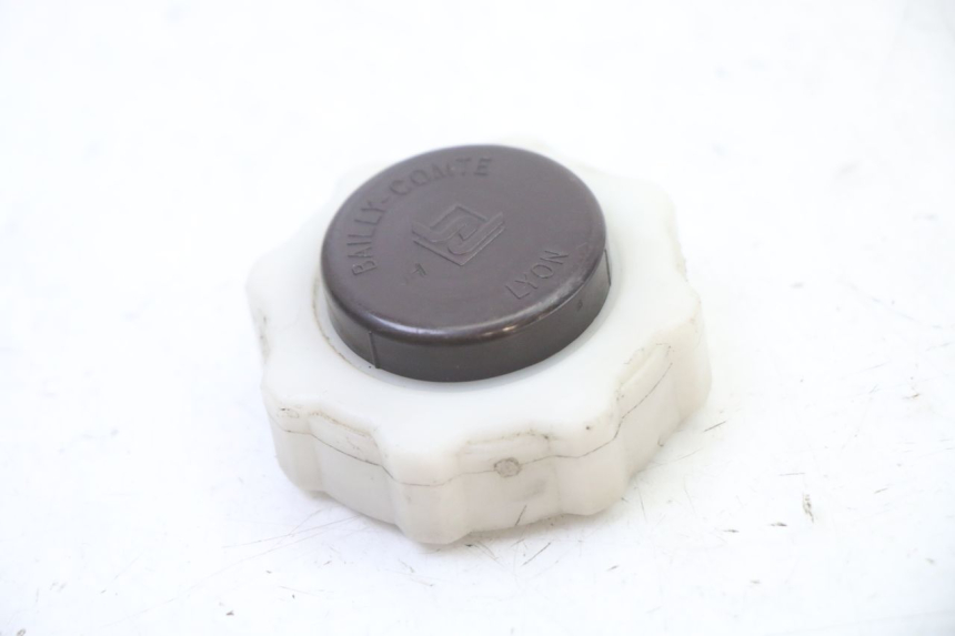 photo de EXPANSION TANK CAP PEUGEOT ELYSEO 125 (1999 - 2004) - Main view