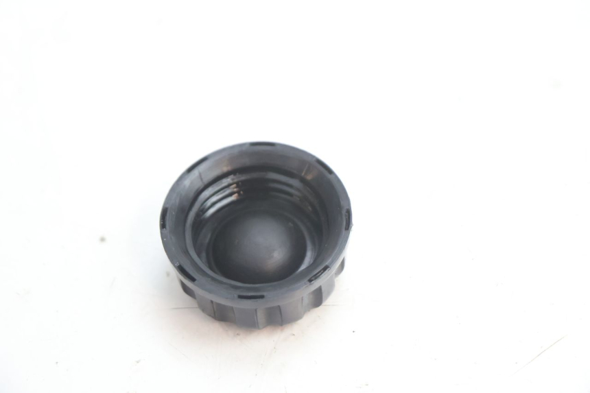 photo de EXPANSION BOTTLE CAP KAWASAKI GPX F ZX750F 750 (1986 - 1990) - Zoom on usage condition
