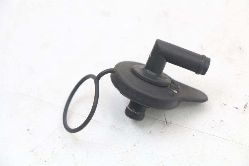 photo de EXPANSION BOTTLE CAP HONDA CBR F 1000 (1993 - 1996) - Zoom on usage condition