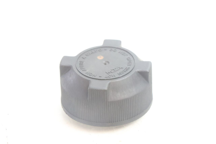 photo de EXPANSION BOTTLE CAP PEUGEOT LUDIX BLASTER 50 (2006 - 2014) - Component detail