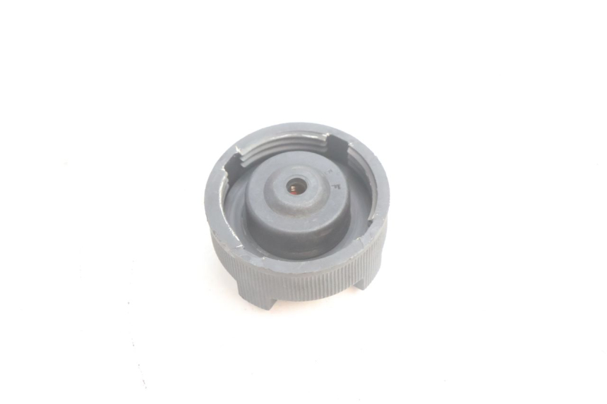photo de EXPANSION BOTTLE CAP PEUGEOT LUDIX BLASTER 50 (2006 - 2014) - Zoom on usage condition