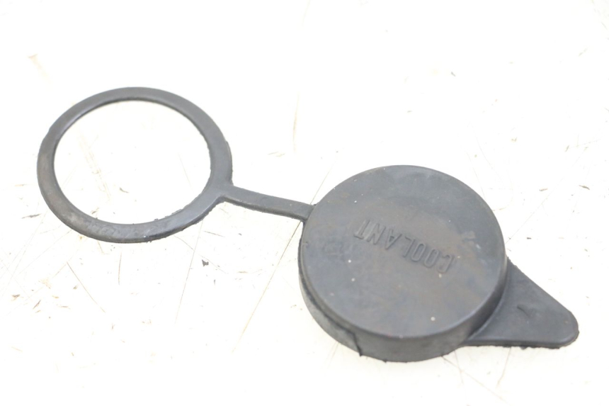 photo de EXPANSION TANK CAP HONDA NTV DEAUVILLE 650 (1998 - 2001) - Main view