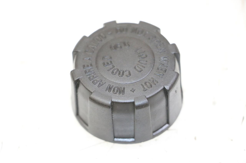 photo de EXPANSION BOTTLE CAP PIAGGIO BEVERLY 125 (1998 - 2005) - Main view
