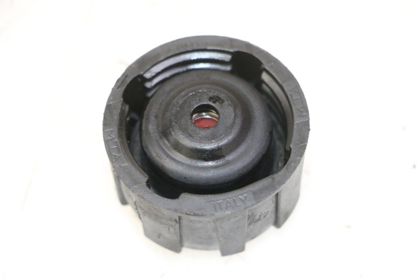 photo de EXPANSION BOTTLE CAP PIAGGIO VESPA GRANTURISMO 200 (2004 - 2005) - Component detail