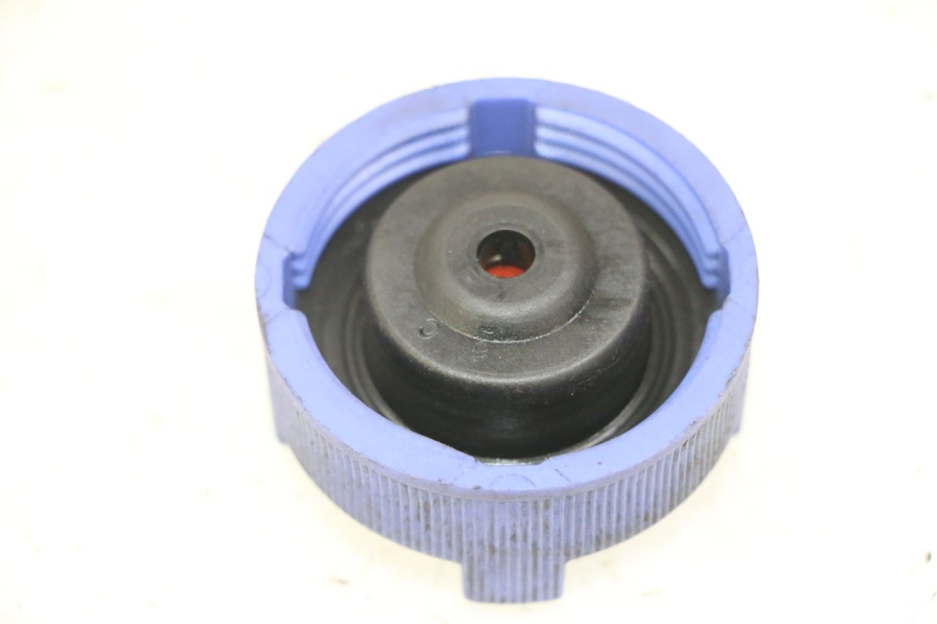 photo de EXPANSION BOTTLE CAP PEUGEOT SATELIS 125 (2013 - 2018) - Component detail