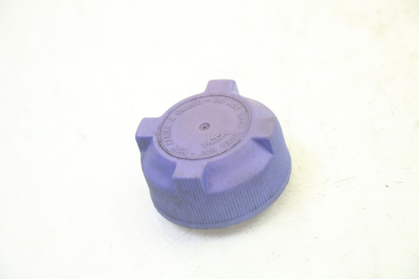 photo de EXPANSION TANK CAP PEUGEOT SATELIS 125 (2006 - 2009) - Component detail