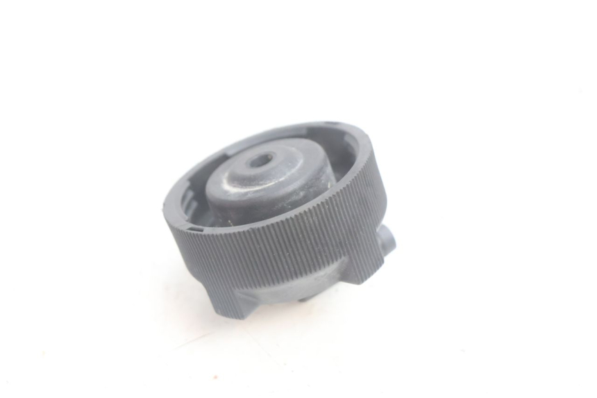 photo de EXPANSION BOTTLE CAP APRILIA SCARABEO GT 125 (1999 - 2007) - Zoom on usage condition