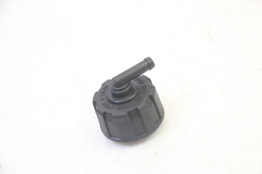 photo de EXPANSION TANK CAP YAMAHA YP MAJESTY 125 (2007 - 2010) - Component detail