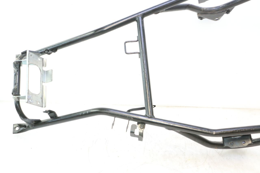 photo de REAR SUBFRAME SUZUKI BURGMAN EXECUTIVE ABS 650 (2006 - 2012) - Surface and material condition