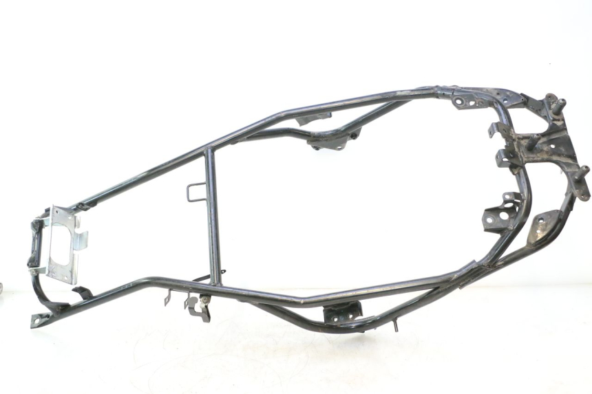 photo de REAR SUBFRAME SUZUKI BURGMAN EXECUTIVE ABS 650 (2006 - 2012) - Markings and original references