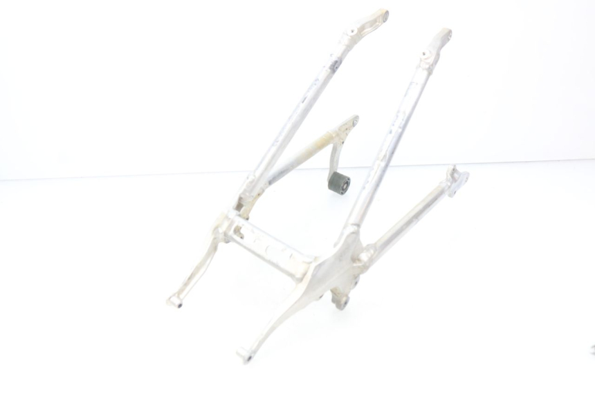 photo de REAR FRAME LOOP HONDA CRF 250 (2016 - 2017) - Zoom on usage condition