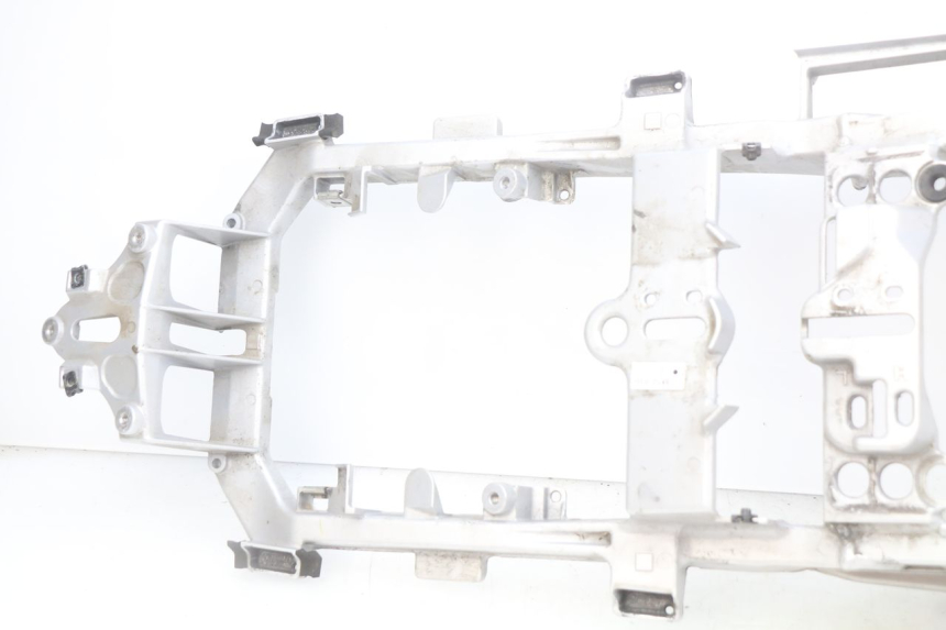 photo de REAR SUBFRAME YAMAHA FJR ABS 1300 (2016 - 2020) - Surface and material condition