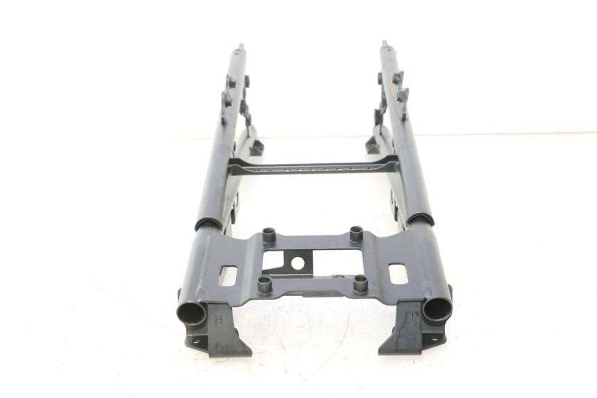 photo de REAR SUBFRAME YAMAHA FZ8 800 (2010 - 2016) - Alternative perspective