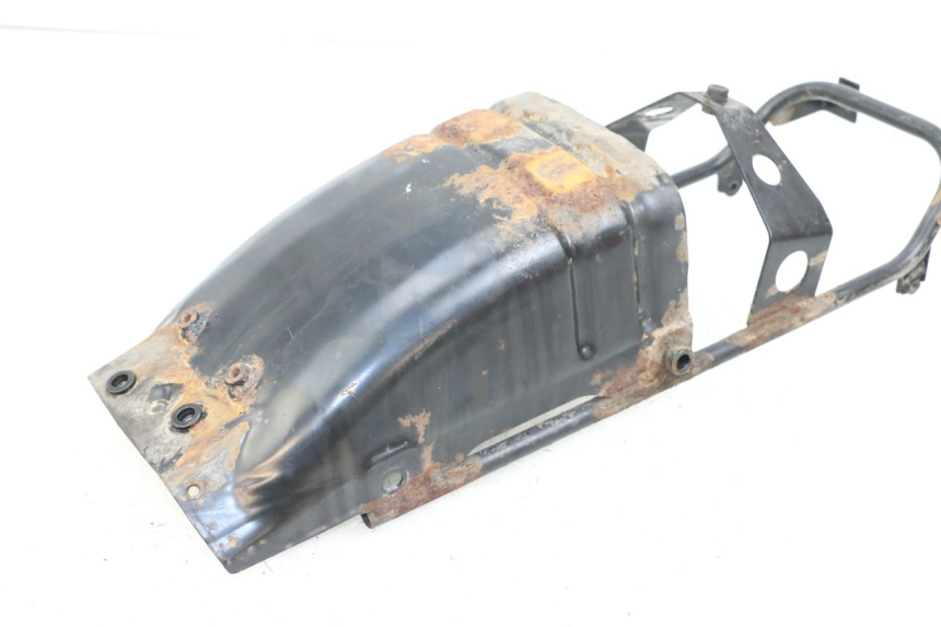 photo de REAR SUBFRAME SUZUKI GZ MARAUDER 125 (1998 - 2004) - Zoom on usage condition