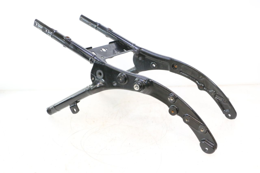 photo de REAR SUBFRAME HARLEY DAVIDSON ROAD GLIDE FLTRXSE 1920 (2018 - 2022) - Markings and original references
