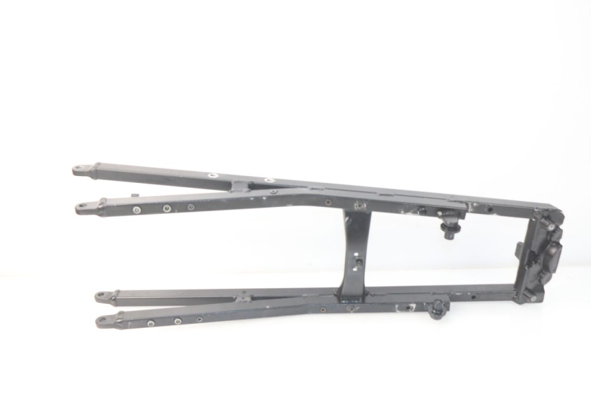 photo de REAR SUBFRAME BMW S RR ABS S1000RR 1000 (2009 - 2011) - Alternative perspective