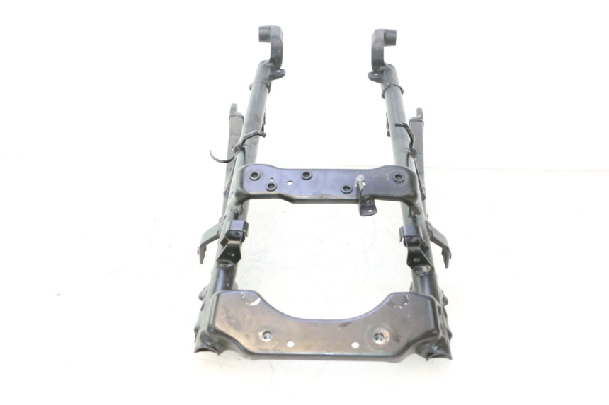 photo de REAR SUBFRAME SUZUKI SV S 650 (2003 - 2009) - Checked used part