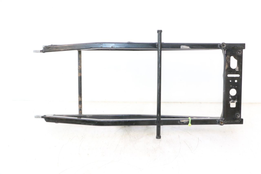 photo de REAR SUBFRAME HONDA VFR FI RC46 800 (1998 - 2001) - Alternative perspective