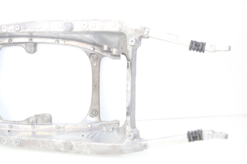 photo de REAR SUBFRAME YAMAHA XP T-MAX TMAX ABS 530 (2012 - 2015) - Technical close-up