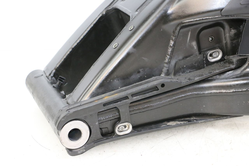 photo de SWING ARM BMW S RR ABS S1000RR 1000 (2015 - 2018) - Detailed visual inspection
