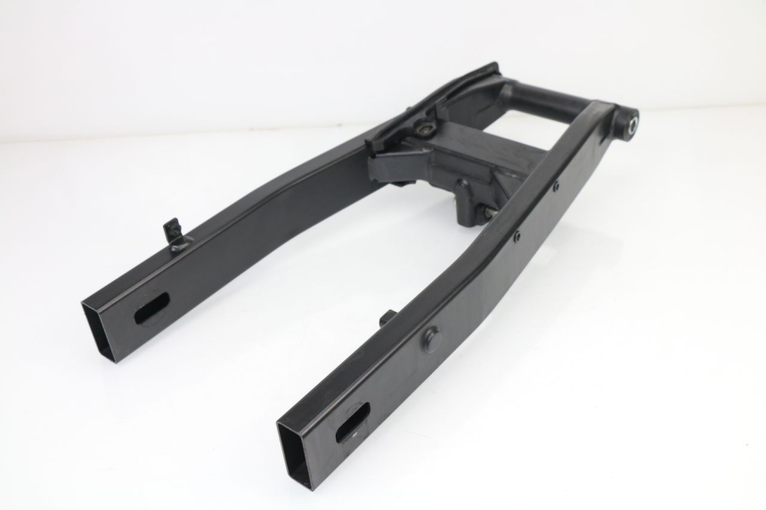 photo de SWING ARM HONDA CB F CBF ABS 500 (2013 - 2015) - Technical close-up