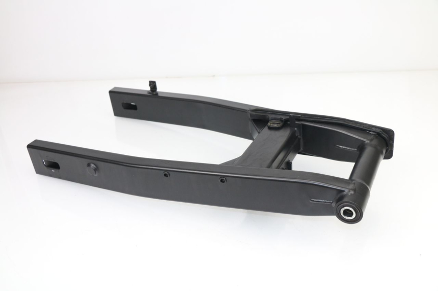 photo de SWING ARM HONDA CB F CBF ABS 500 (2013 - 2015) - Surface and material condition