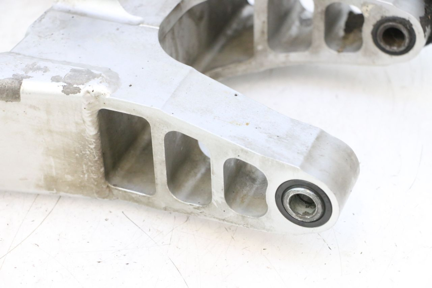 photo de SWING ARM HONDA CB F HORNET 600 (2005 - 2006) - Supplementary product photo