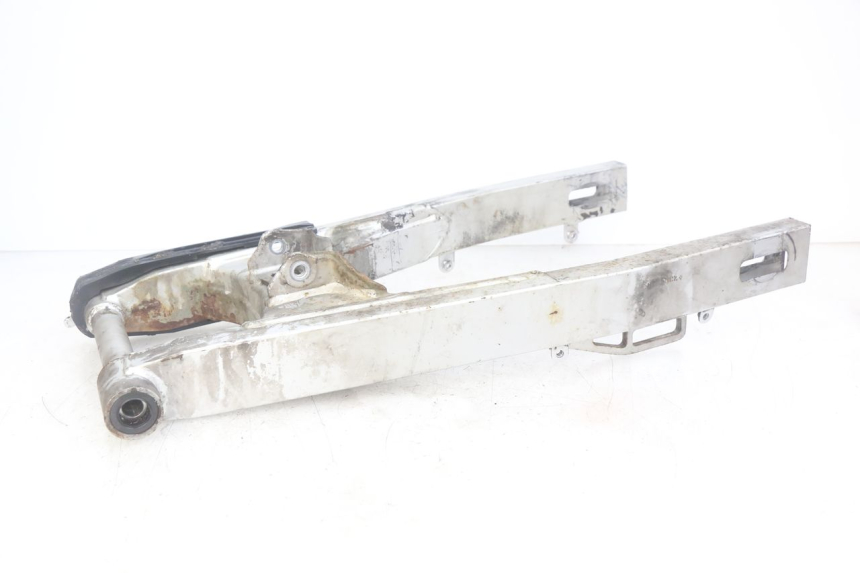 photo de SWINGARM HONDA CBR F SC25 1000 (1989 - 1992) - Surface and material condition