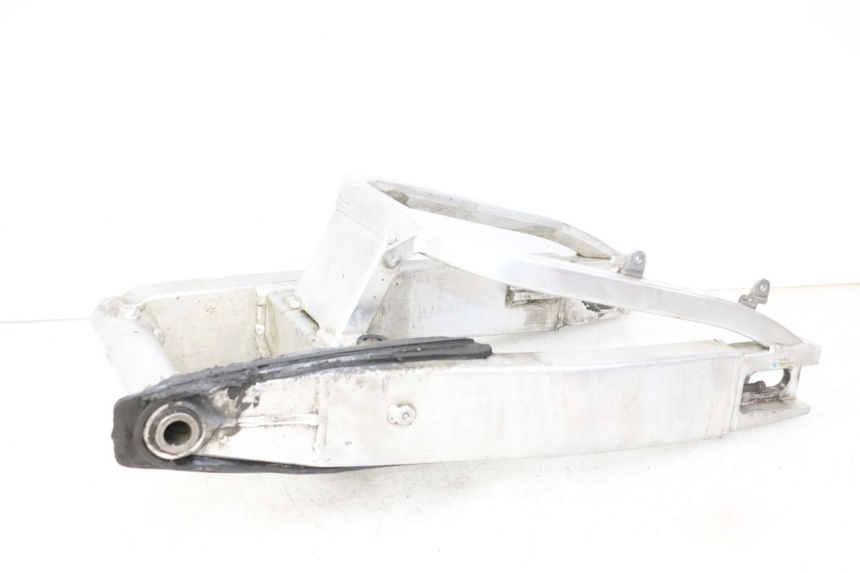 photo de SWING ARM HONDA CBR RR FIREBLADE 900 (1992 - 1994) - Main view