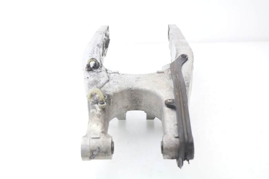 photo de SWING ARM HONDA CR 125 (2000 - 2001) - Distinctive features