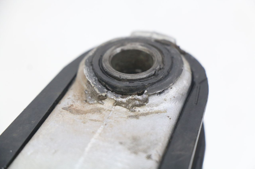 photo de SWINGARM HONDA CR 80 (2001 - 2003) - Component detail