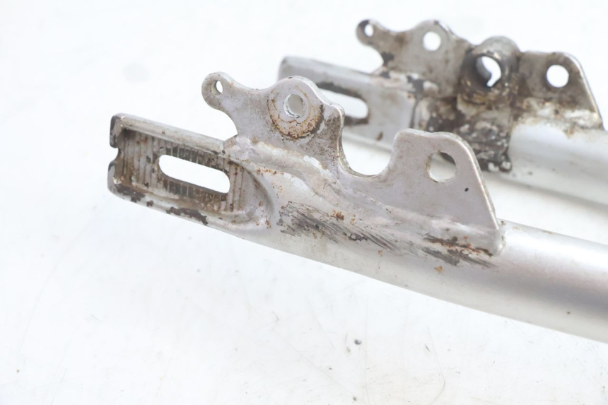 photo de SWING ARM MBK DAKOTA 50 (2003 - 2008) - Surface and material condition