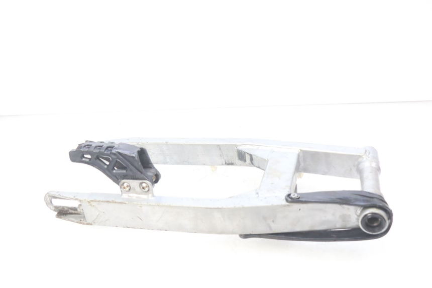 photo de SWINGARM XTRM FACTORY DIRTBIKE BSE 150 - Zoom on usage condition