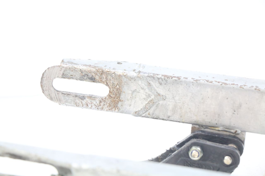 photo de SWINGARM XTRM FACTORY DIRTBIKE BSE 150 - Surface and material condition