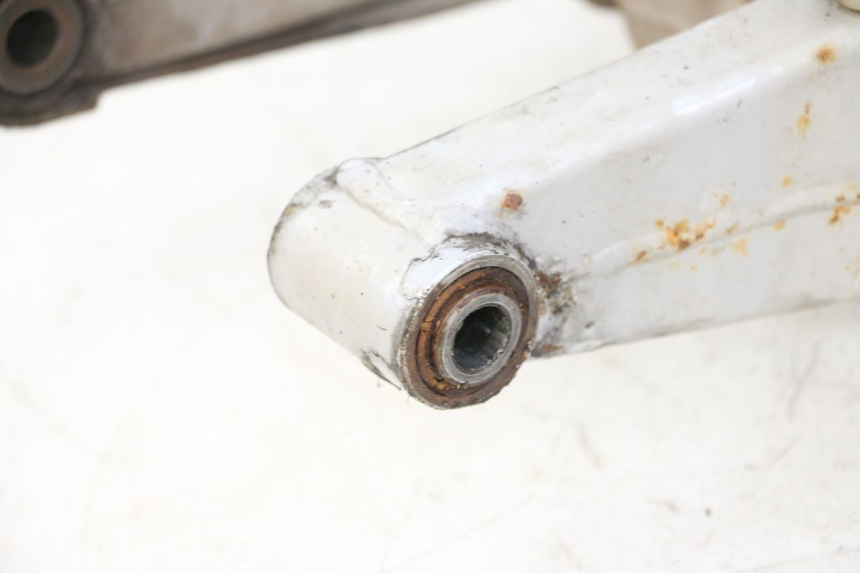 photo de SWING ARM APRILIA ETX 125 (1998 - 2002) - Additional view of the item