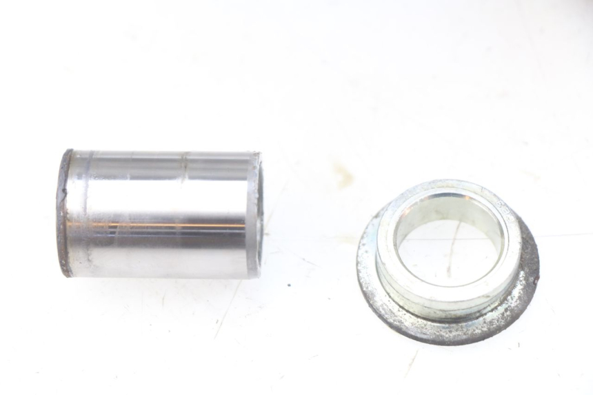 photo de SWINGARM YAMAHA FJR ABS 1300 (2016 - 2020) - Alternative perspective