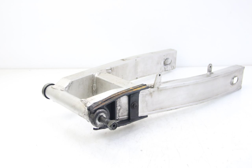 photo de SWINGARM YAMAHA FZS FAZER 600 (2001 - 2003) - Main view