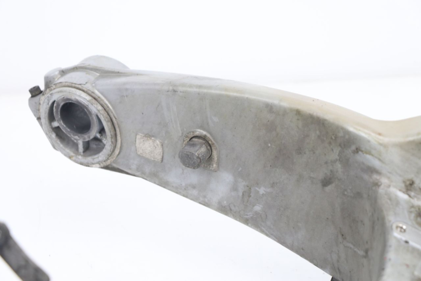 photo de SWING ARM GILERA GP 800 (2007 - 2013) - Zoom on usage condition