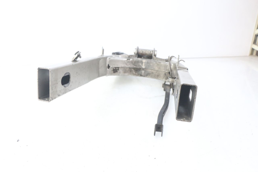 photo de SWINGARM SUZUKI GSF S BANDIT 600 (2000 - 2004) - Technical close-up