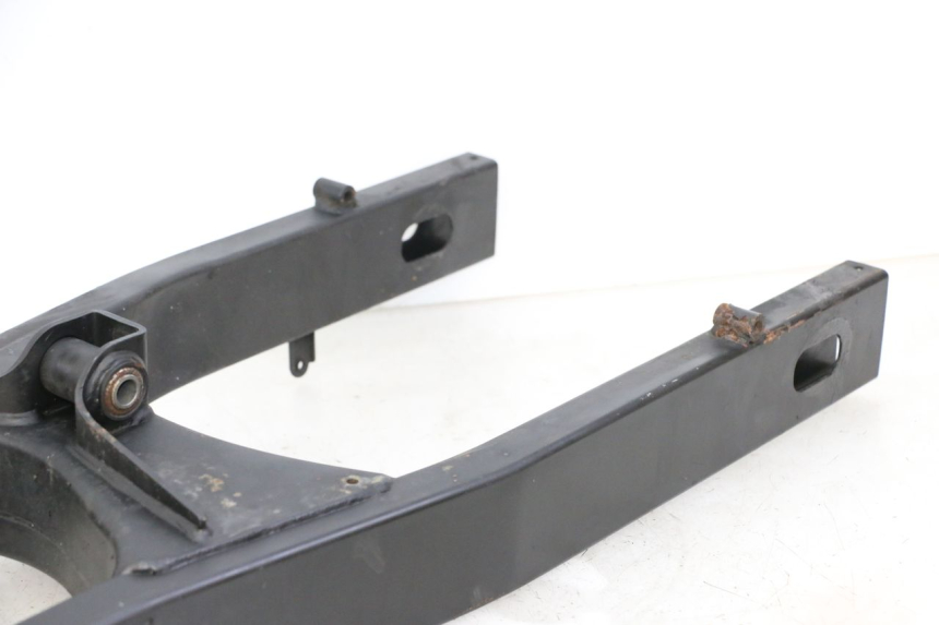 photo de SWING ARM SUZUKI GSR 750 (2011 - 2017) - High-resolution close-up