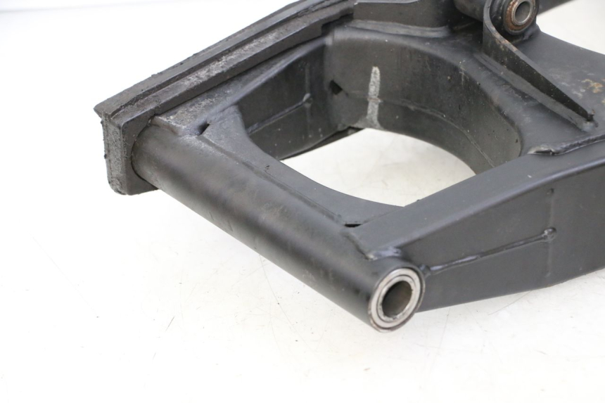 photo de SWING ARM SUZUKI GSR 750 (2011 - 2017) - Detailed visual inspection