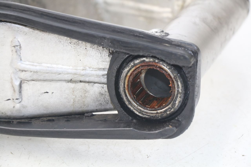 photo de SWING ARM SUZUKI GSX-R GSXR 600 (2001 - 2003) - Additional view of the item