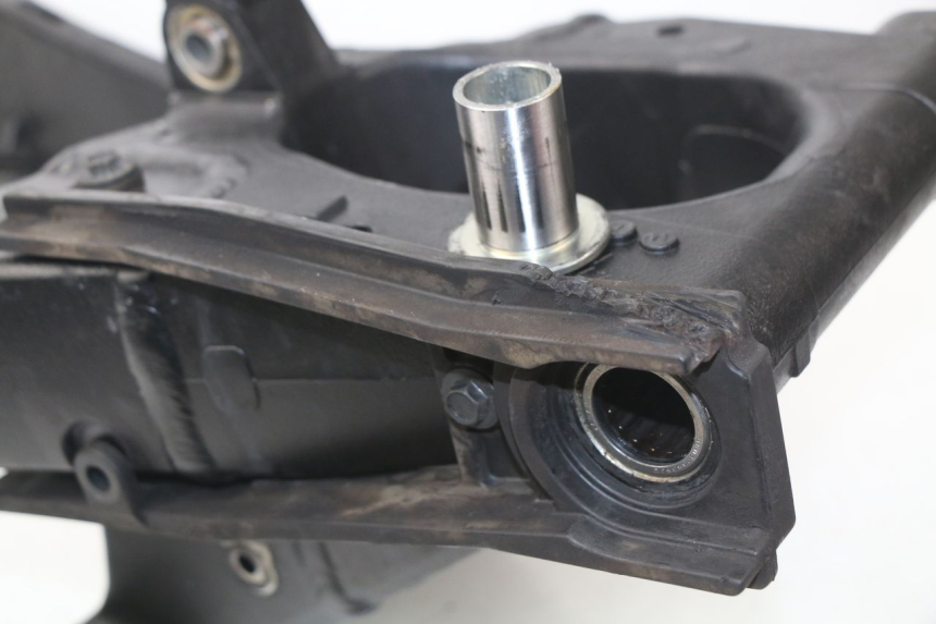 photo de SWING ARM SUZUKI GSX-R GSXR K16 1000 (2012 - 2016) - Component detail